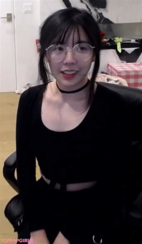 lilypichu nude|LilyPichu Porn DeepFakes .